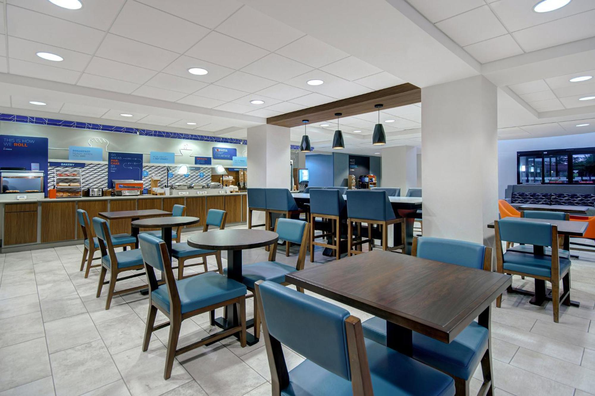 Holiday Inn Express Marietta - Atlanta Northwest By Ihg Exterior photo